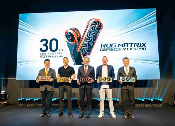 Asus predstavil ROG Matrix GeForce RTX 5090 grafiku k 30. výročiu Asus grafických kariet